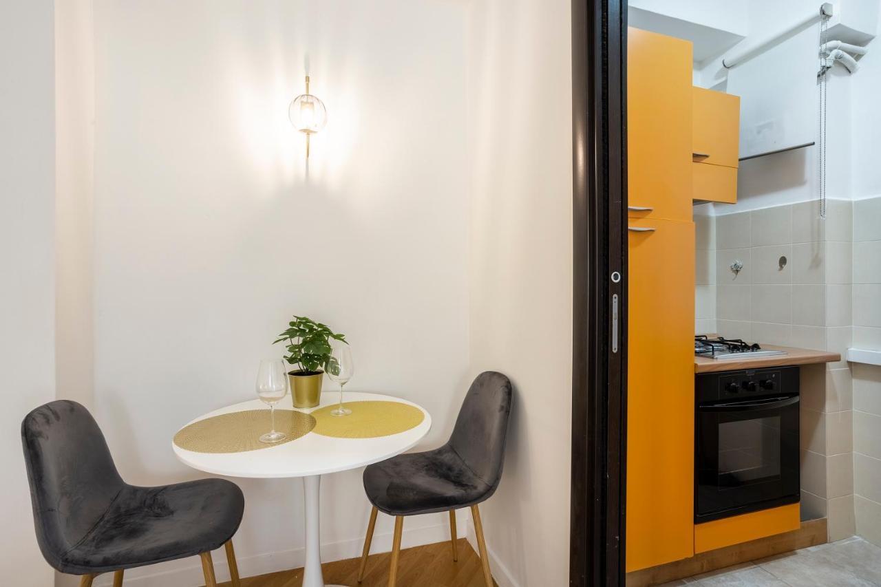 Re Di Roma - Charme Apartment Exterior photo