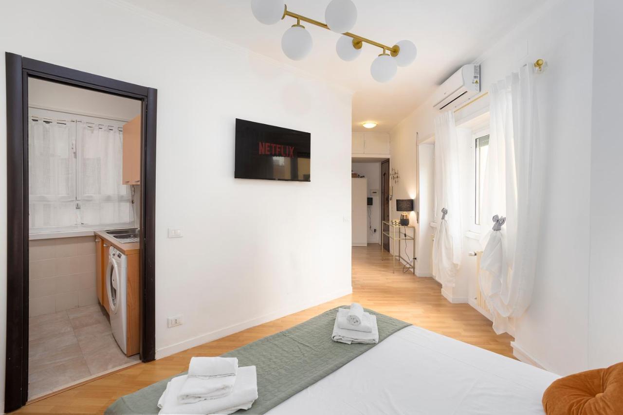 Re Di Roma - Charme Apartment Exterior photo